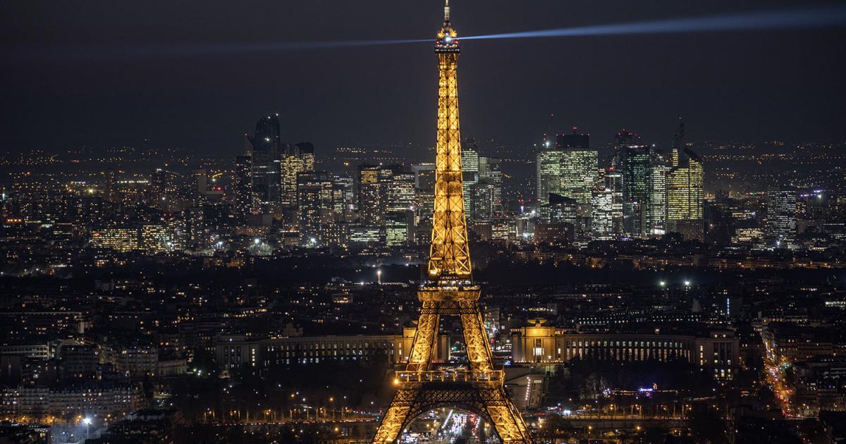 Paris la tour Eiffel - Formation Trading CAPFREE